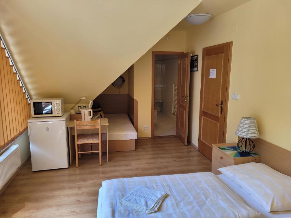 Třílůžkový pokoj Pension Kubů Špindlerŭv Mlýn Exteriér fotografie